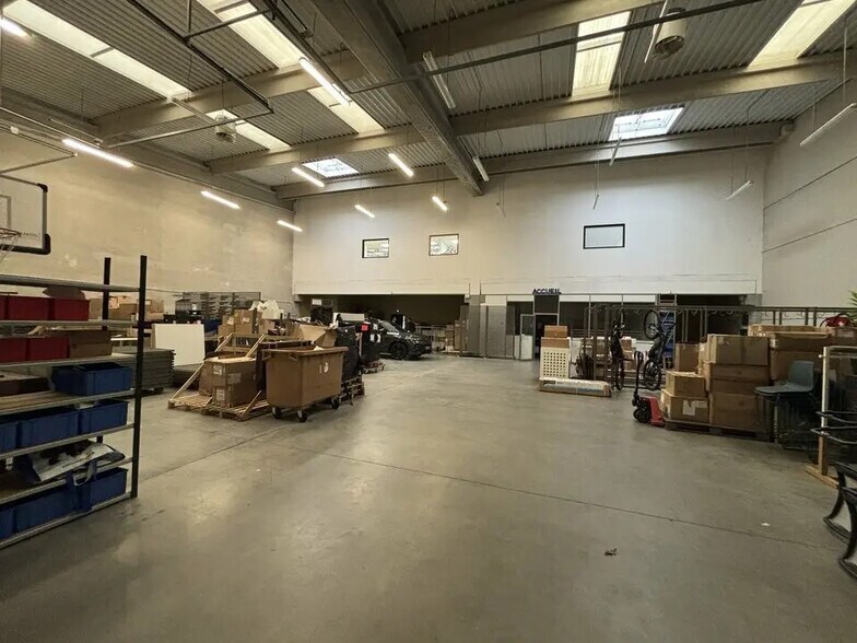 Flex dans Saint-Quentin-Fallavier à louer - Photo intérieure - Image 3 de 10