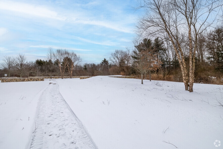 Route 18 and Shae Memorial Dr, South Weymouth, MA à vendre - Autre - Image 3 de 11