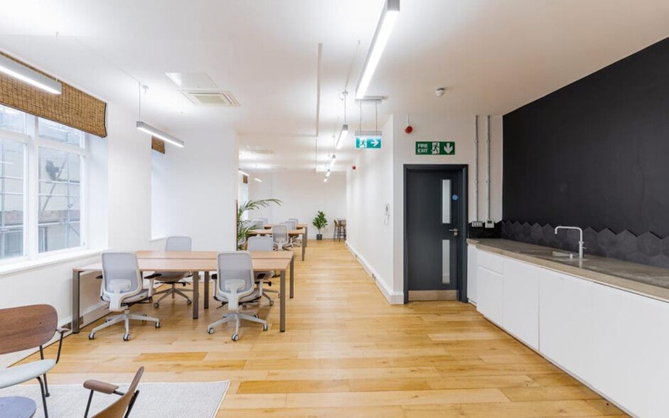 23 Clerkenwell Close, London for lease - Building Photo - Image 2 of 16