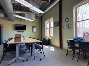 213-215 W Liberty St, Ann Arbor, MI à louer Photo intérieure- Image 2 de 5