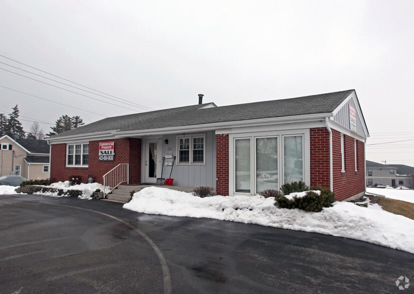 1111 N Main St, Bellefontaine, OH for sale - Building Photo - Image 2 of 17