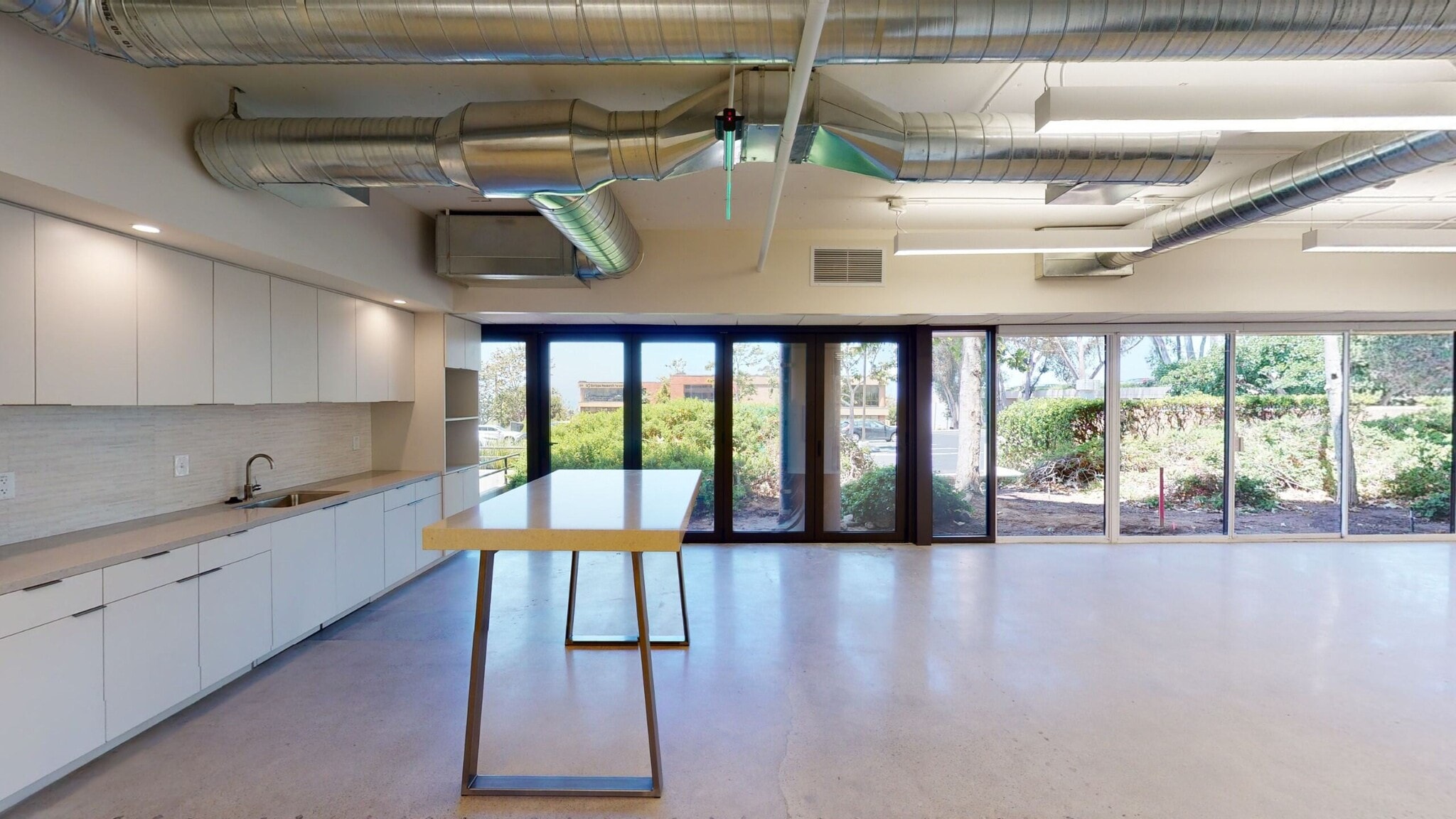 3333 N Torrey Pines Ct, La Jolla, CA for lease Interior Photo- Image 1 of 5
