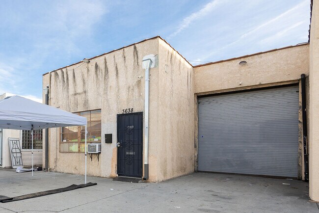 Plus de détails pour 3638 Fruitland Ave, Maywood, CA - Industriel à vendre