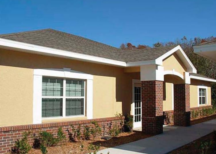 2154 Seven Springs Blvd, New Port Richey, FL for lease Primary Photo- Image 1 of 7