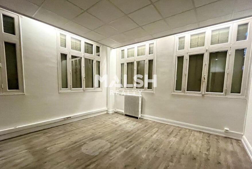 Multifamily in Lyon for sale - Building Photo - Image 3 of 5