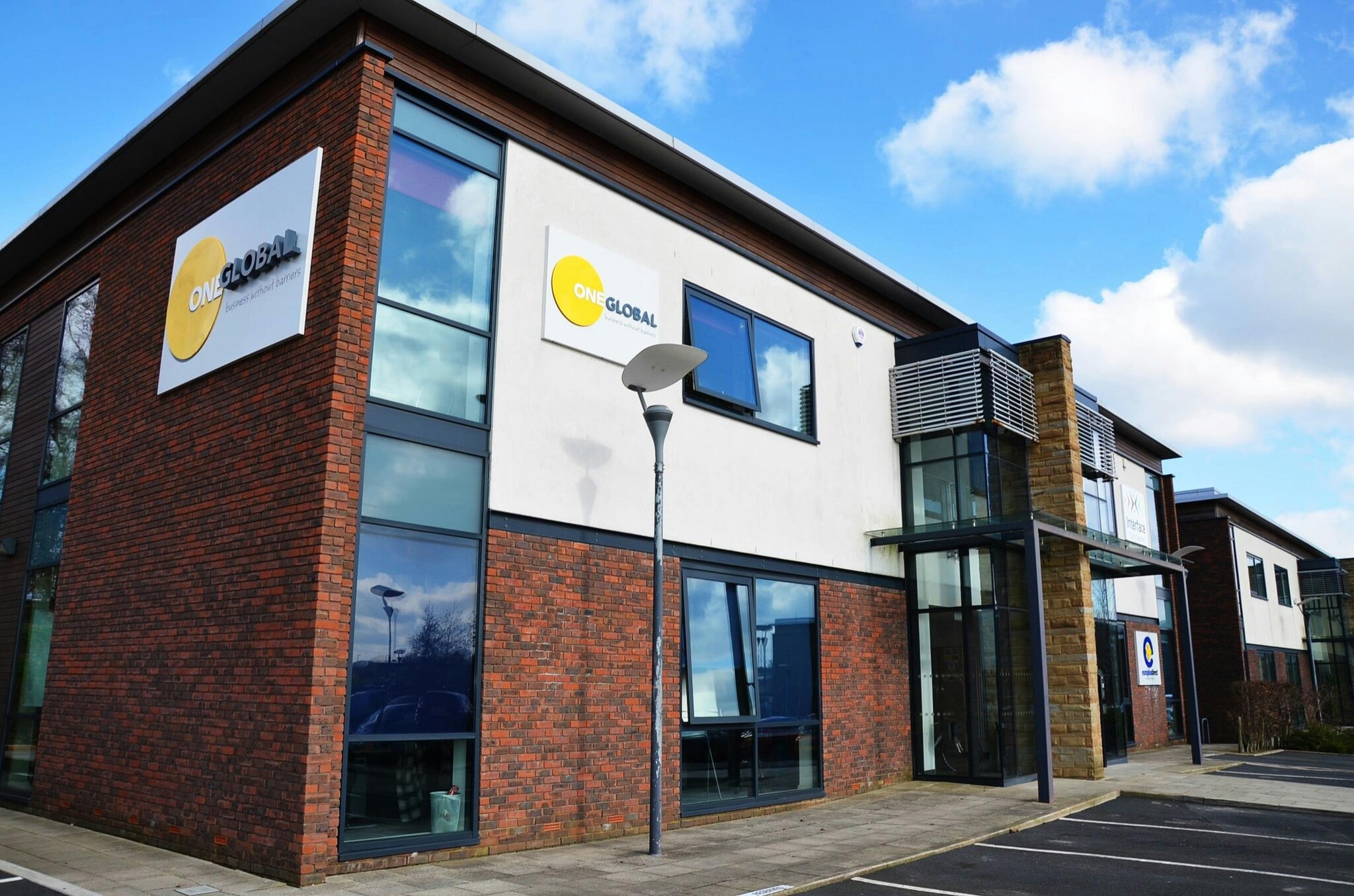 Lancaster Way, Yeadon à louer Photo du bâtiment- Image 1 de 1