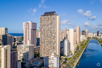 More details for 445 Seaside Ave, Honolulu, HI - Retail for Lease