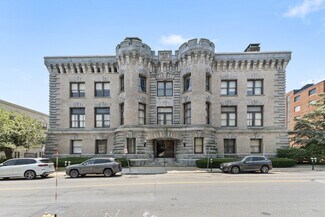 Plus de détails pour 92 High St, Medford, MA - Bureau/Médical à louer