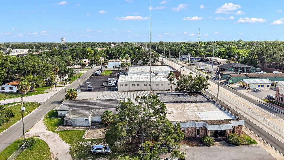 727 S 14th St, Leesburg, FL à vendre - Photo du bâtiment - Image 2 de 13