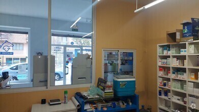 Retail in Segovia, Segovia for lease Interior Photo- Image 1 of 2
