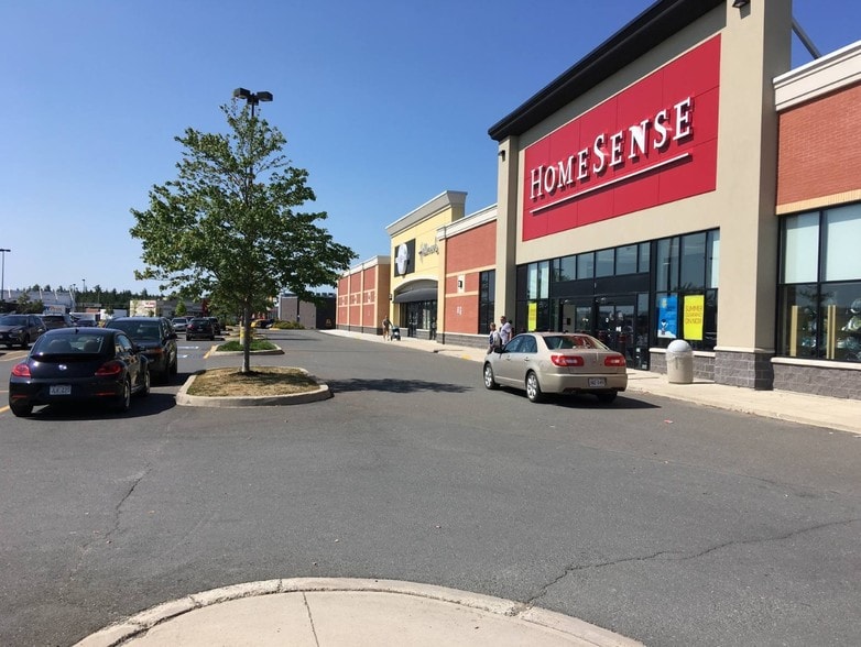 9 Riocan Ave, Fredericton, NB à louer - Photo du bâtiment - Image 2 de 3