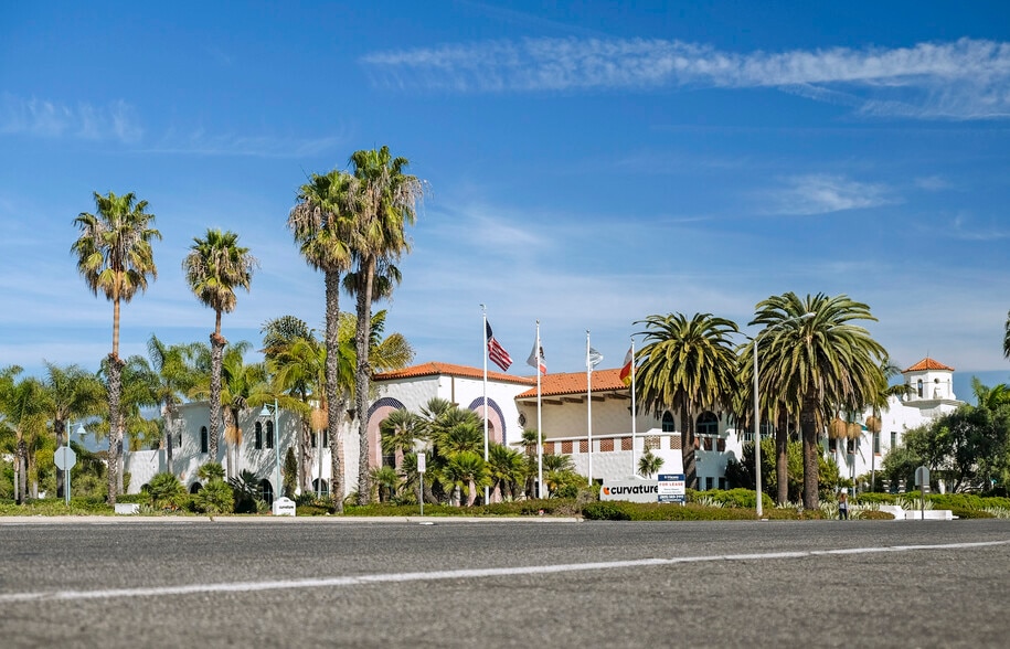6500 Hollister Ave, Goleta, CA à louer - Photo du bâtiment - Image 1 de 41