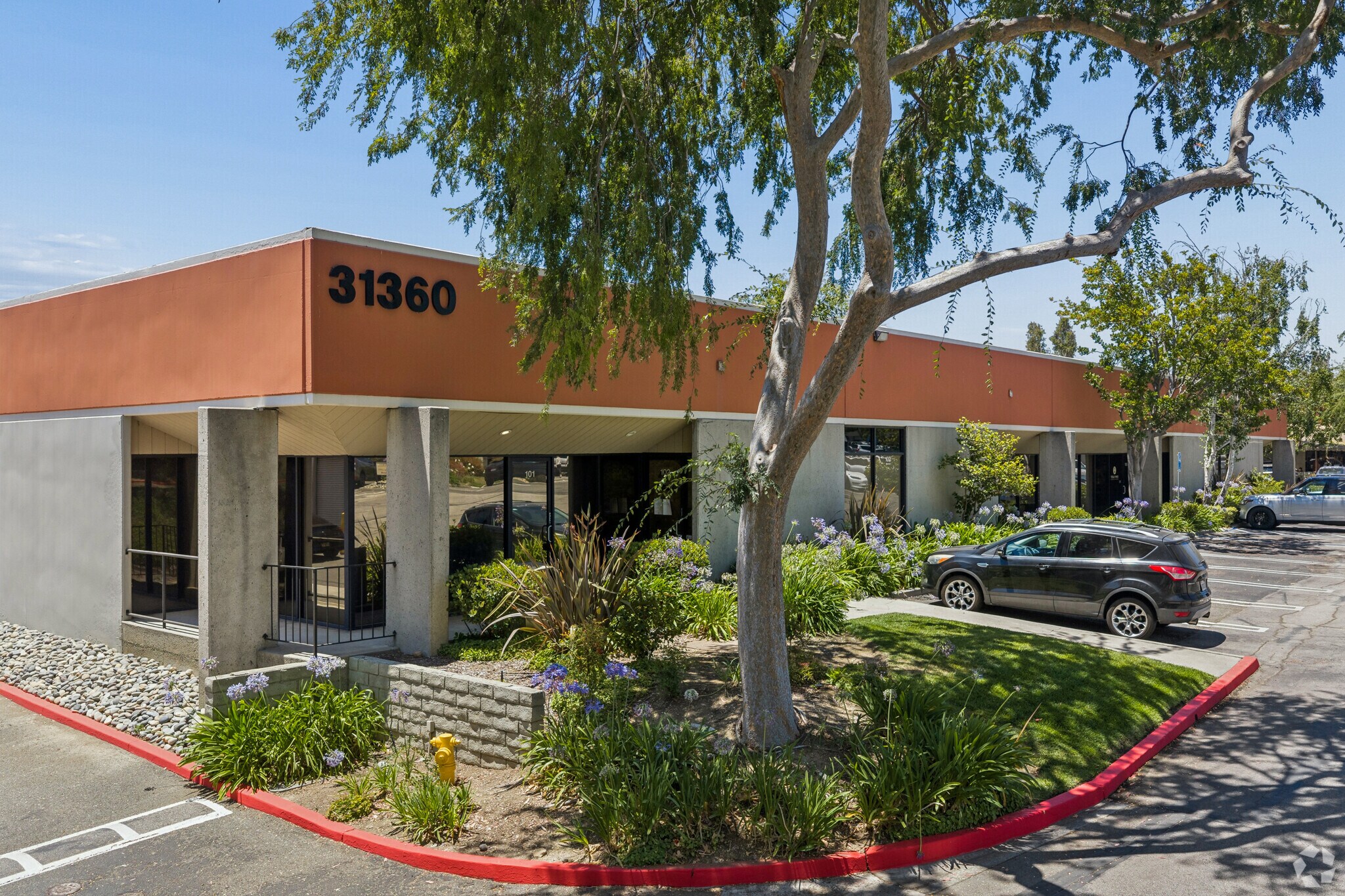 31304-31348 Via Colinas, Westlake Village, CA à louer Photo du bâtiment- Image 1 de 18