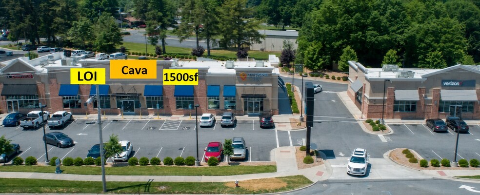 2313 N Main St, High Point, NC for lease - Building Photo - Image 2 of 7