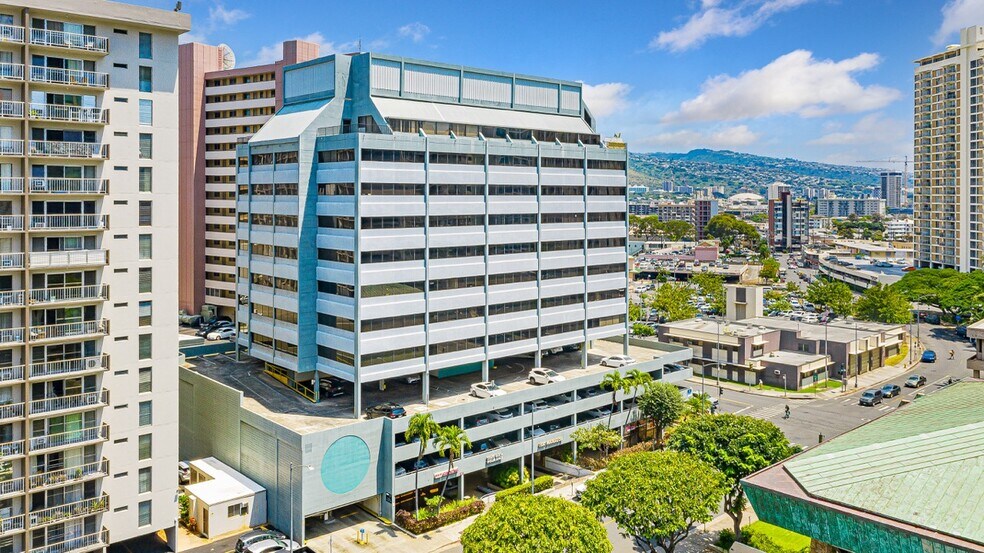 1580 Makaloa St, Honolulu, HI à vendre - Photo du bâtiment - Image 3 de 20