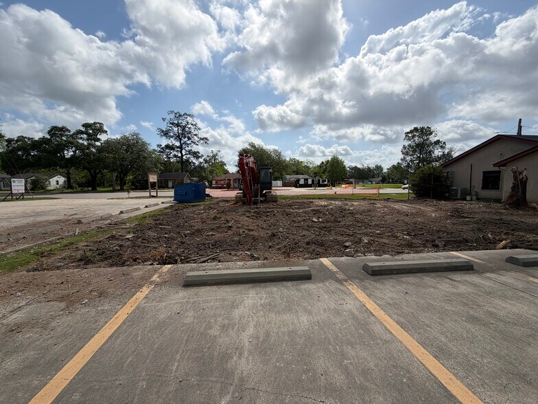 2401 N 16th St, Orange, TX à vendre - Photo du bâtiment - Image 3 de 19