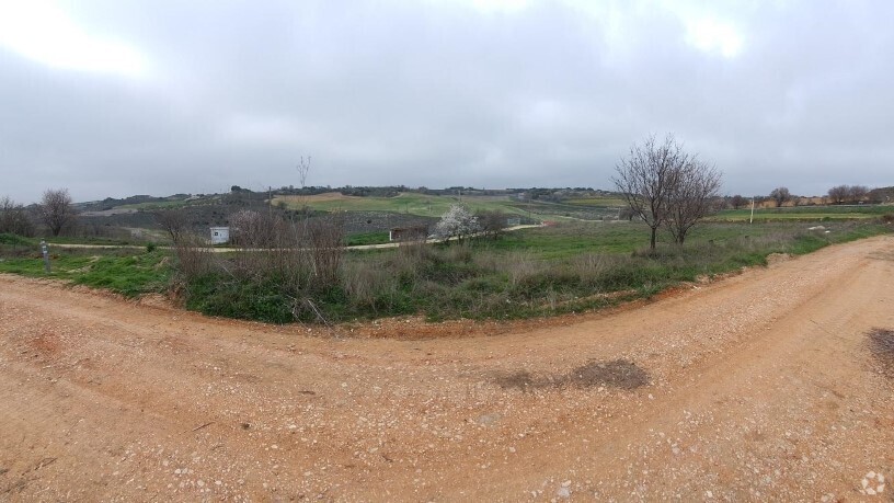 Calle Olivilla, 60, Corpa, Madrid for sale - Primary Photo - Image 1 of 2