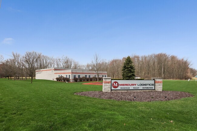Plus de détails pour 16172 Imperial Pky, Strongsville, OH - Industriel à vendre