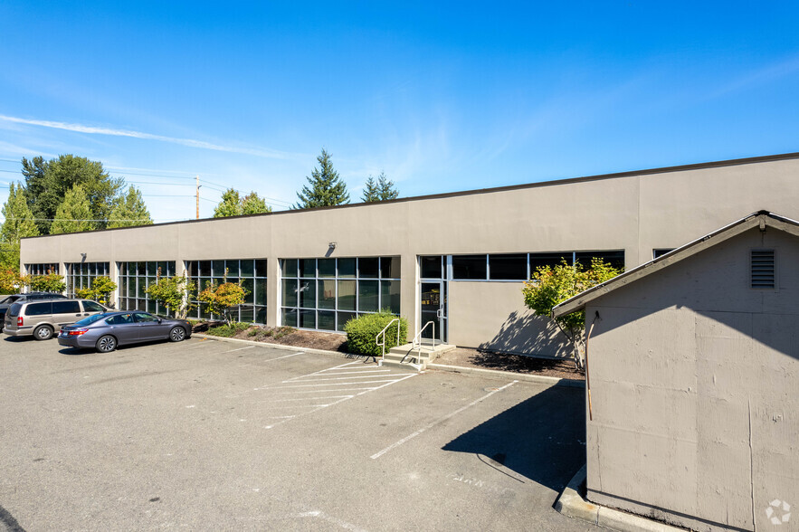 1101 SW 16th St, Renton, WA for lease - Primary Photo - Image 1 of 37