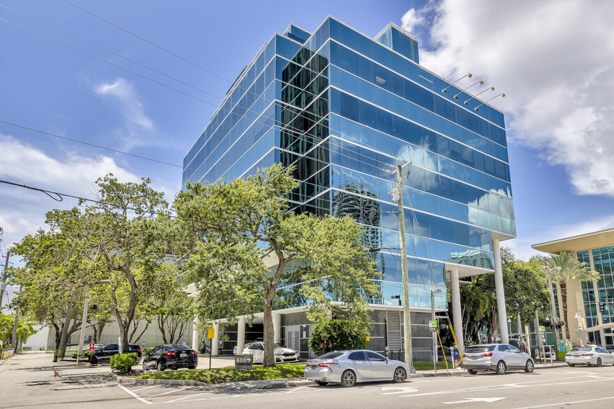 600 S Andrews Ave, Fort Lauderdale, FL for lease - Building Photo - Image 2 of 13