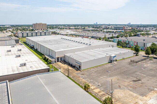 Plus de détails pour 1000 Elmwood Park Blvd, Elmwood, LA - Plusieurs types d'espaces à louer