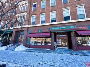 33-39 N Main St, Wallingford, CT à louer Photo intérieure- Image 1 de 21