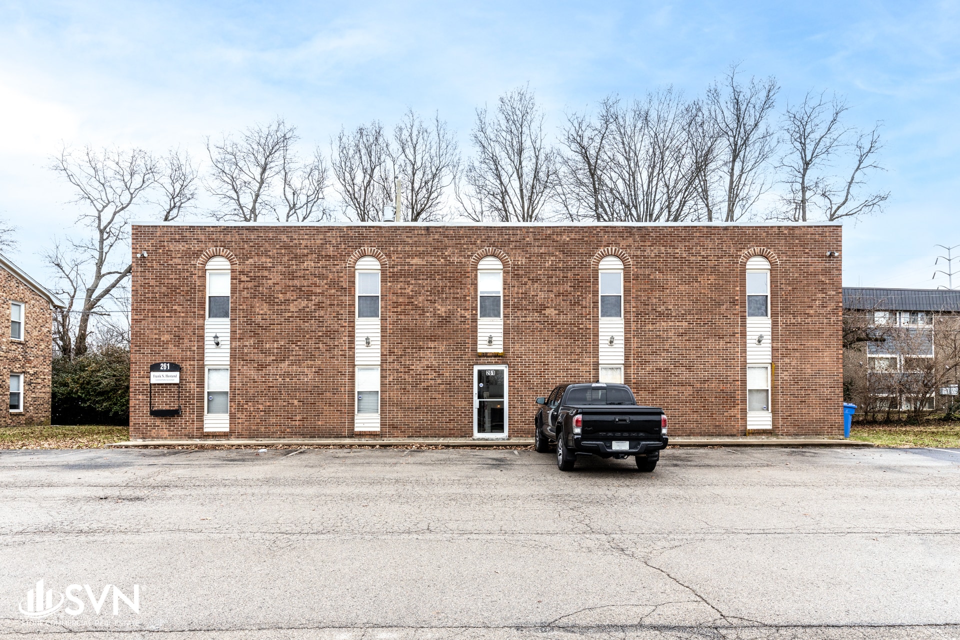 261 Regency Cir, Lexington, KY for sale Primary Photo- Image 1 of 26