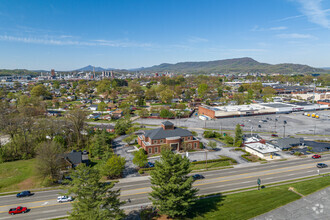 2060 Fort Henry Dr, Kingsport, TN - AÉRIEN  Vue de la carte