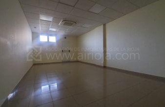 Retail in Logroño, La Rioja for lease Interior Photo- Image 2 of 4