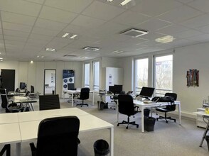 Bureau dans Chessy à louer Photo intérieure- Image 2 de 4