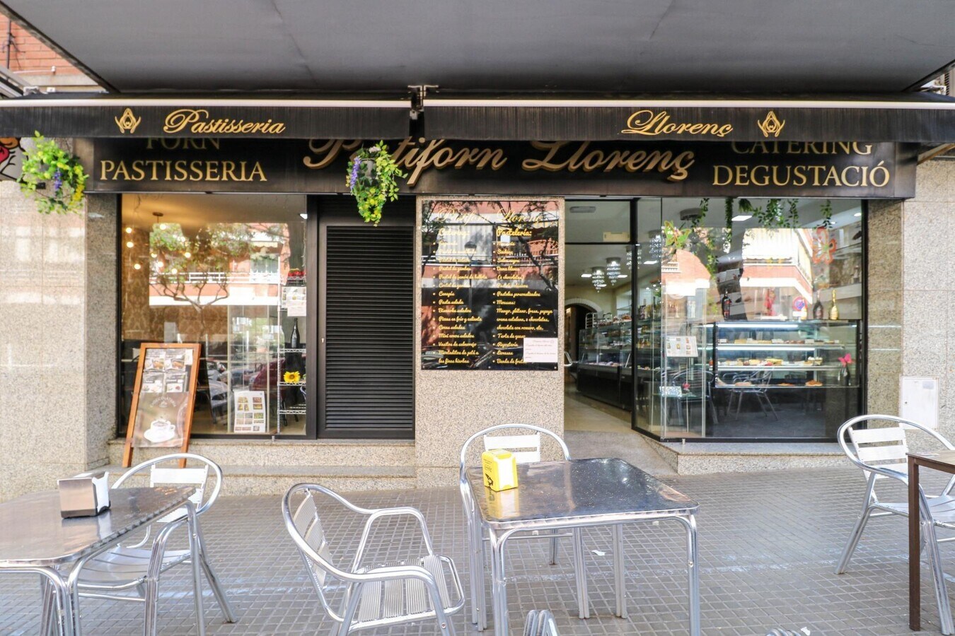 Viladecans, BAR 08840 - - - Interior Photo - Image 1 of 30