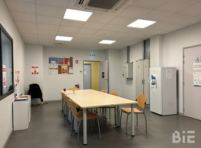Bureau dans Bordeaux à louer - Photo intérieure - Image 2 de 5