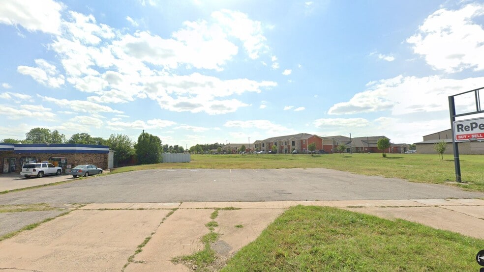 4526 Fairway Blvd, Wichita Falls, TX à vendre - Photo du bâtiment - Image 1 de 4