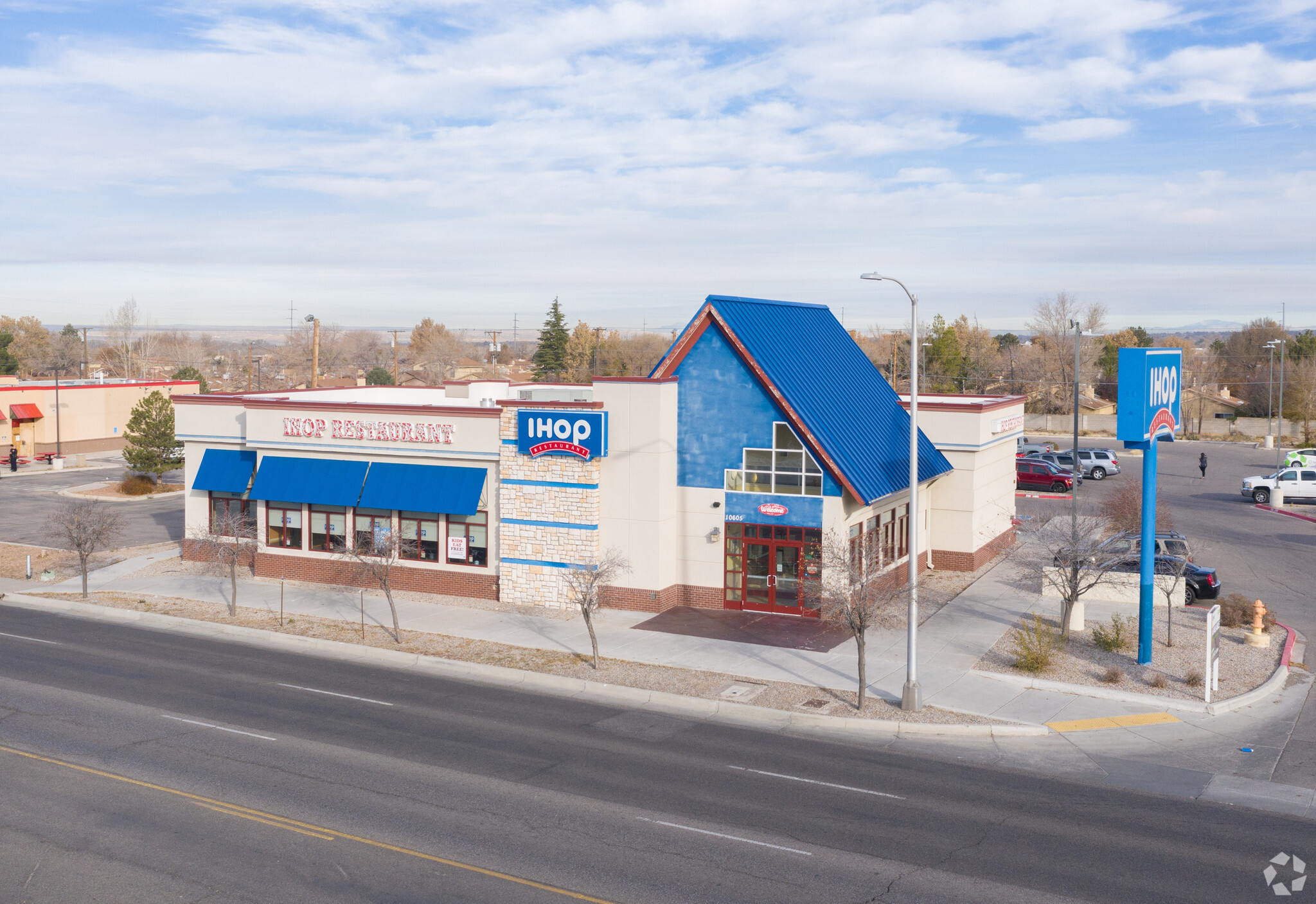 10605 Central Ave SE, Albuquerque, NM à vendre Photo du bâtiment- Image 1 de 1