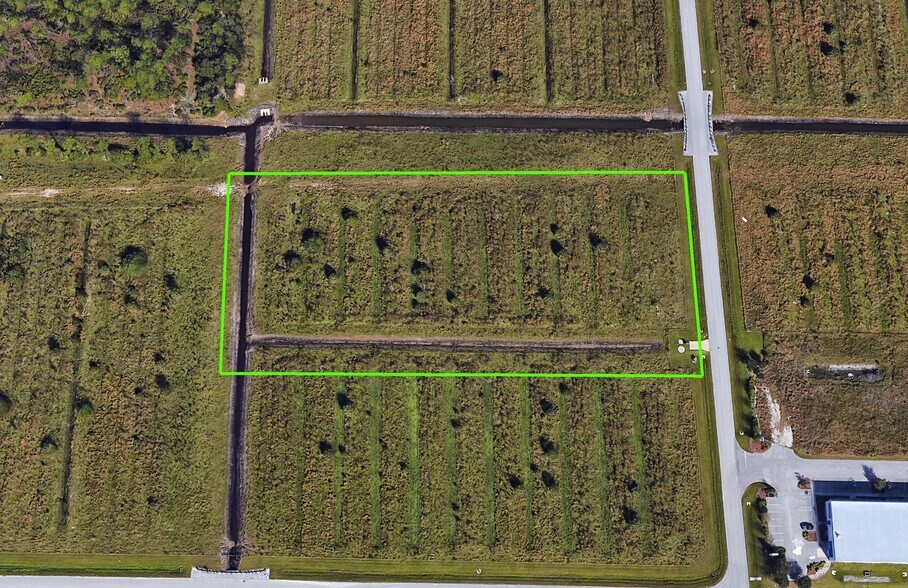 8292 Holmes Blvd, Punta Gorda, FL à vendre - Aérien - Image 3 de 3
