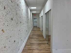 1050 Fording Island Rd, Bluffton, SC for lease Interior Photo- Image 2 of 10