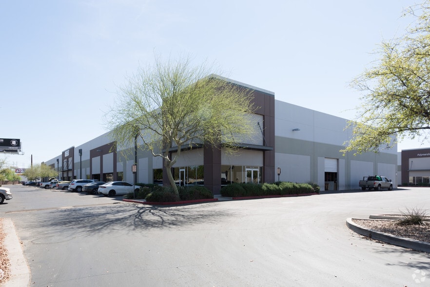 2110 S 7th Ave, Phoenix, AZ à louer - Photo du bâtiment - Image 3 de 23