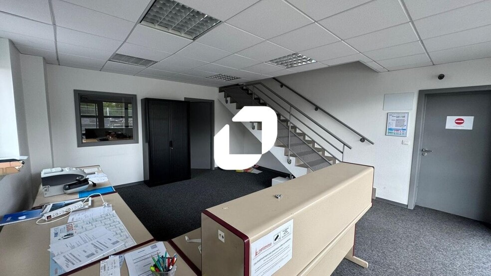 1 C Rue Foch, Mundolsheim for lease - Interior Photo - Image 3 of 8