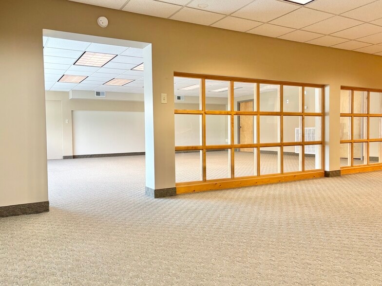 3303 Airline Blvd, Portsmouth, VA for sale - Building Photo - Image 3 of 14