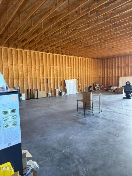627 Guy Rd, Clayton, NC à louer - Photo du bâtiment - Image 3 de 6