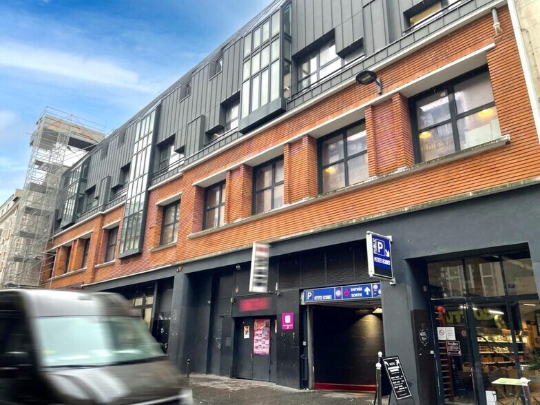 7-9 Rue Des Petites Ecuries, Paris à vendre - Photo du bâtiment - Image 1 de 10