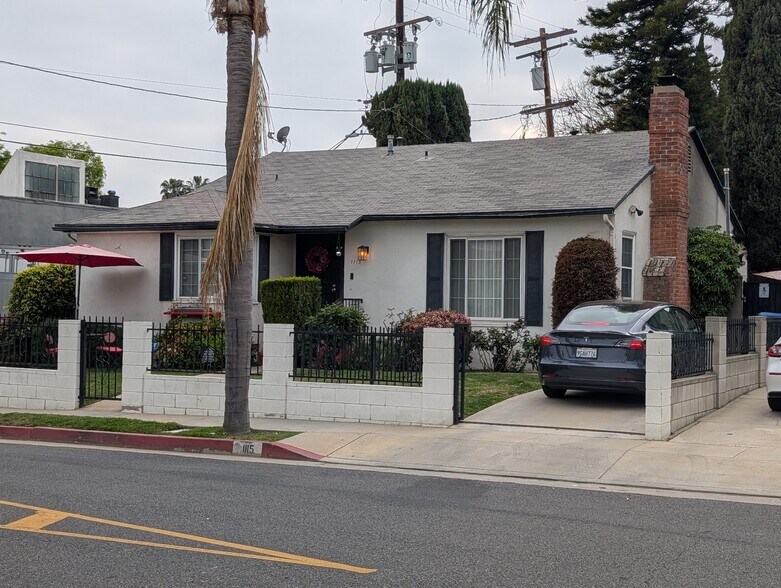 7313 Santa Monica Blvd, West Hollywood, CA à vendre - Photo du bâtiment - Image 2 de 19