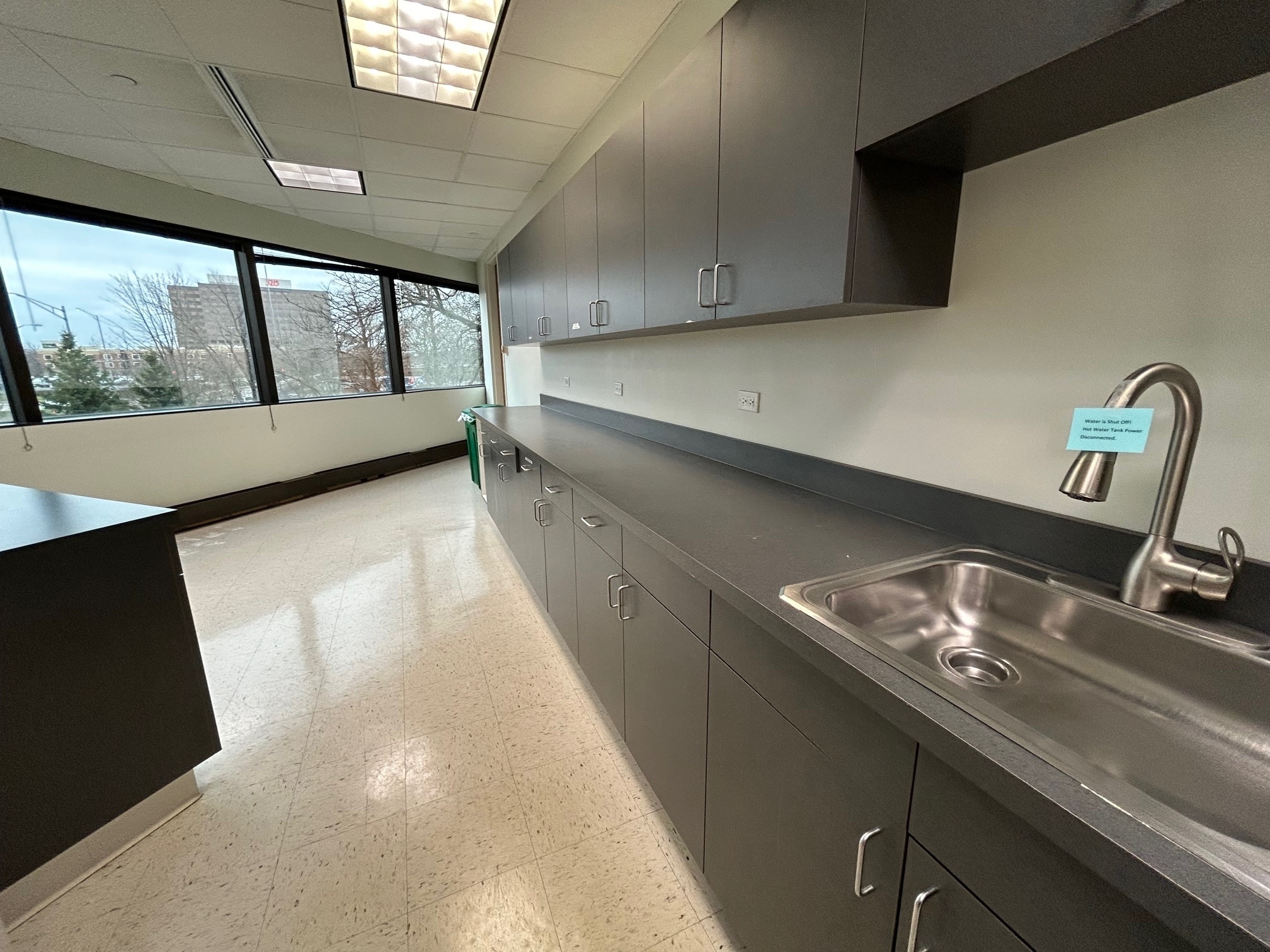 5202 Old Orchard Rd, Skokie, IL for lease Interior Photo- Image 1 of 9