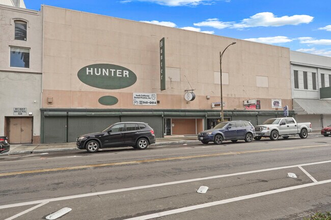 More details for 20 S California St, Stockton, CA - Retail for Sale