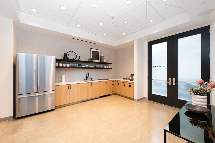 1255 Treat Blvd, Walnut Creek, CA à louer - Photo intérieure - Image 3 de 13