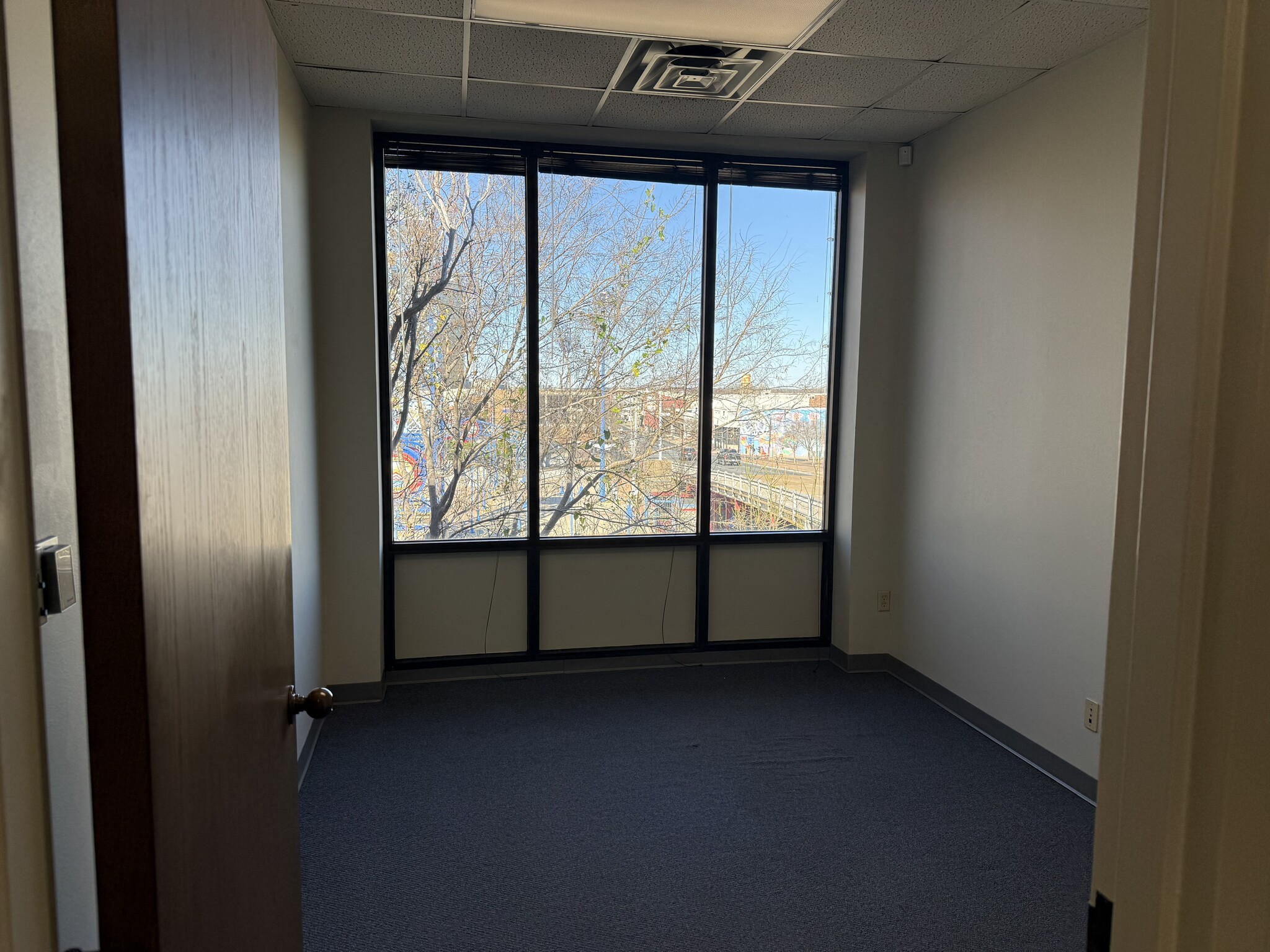 800 N Spring St, Shreveport, LA for lease Interior Photo- Image 1 of 5