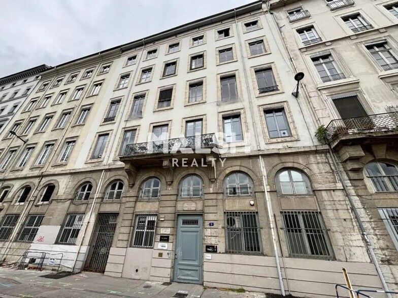 Bureau dans Lyon à louer - Photo du bâtiment - Image 1 de 7