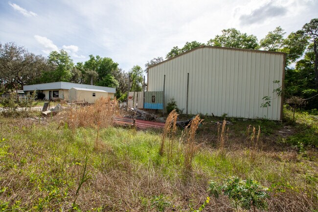 Plus de détails pour 8786 & 8782 State Road 21, Melrose, FL - Flex à vendre