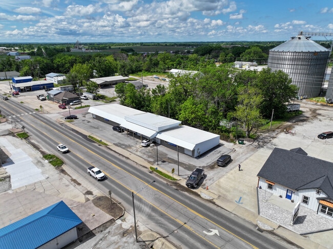More details for 104 N Orange St, Butler, MO - Retail for Lease