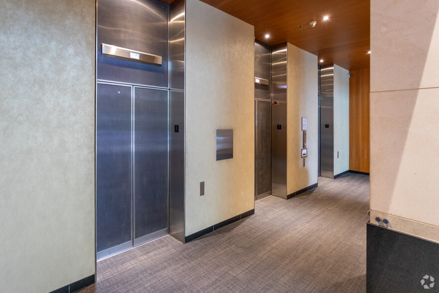 1111 W Hastings St, Vancouver, BC for lease - Lobby - Image 3 of 6
